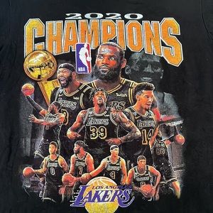 LAKERS 2020 CHAMPIONS  T Shirt size MEDIUM